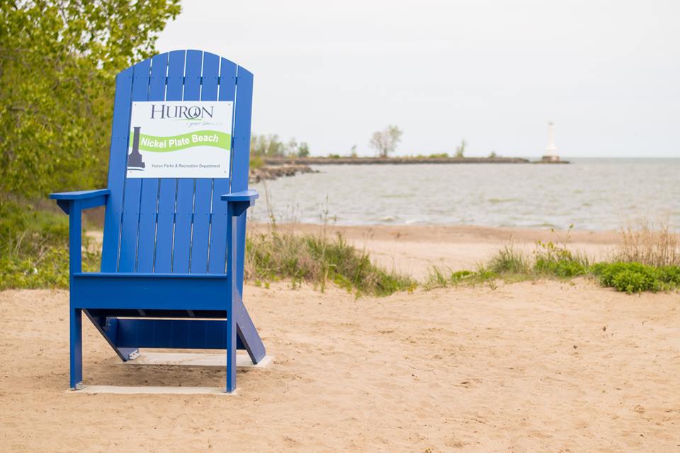 pet-friendly-travel-beach-nickel-plate-beach-oh